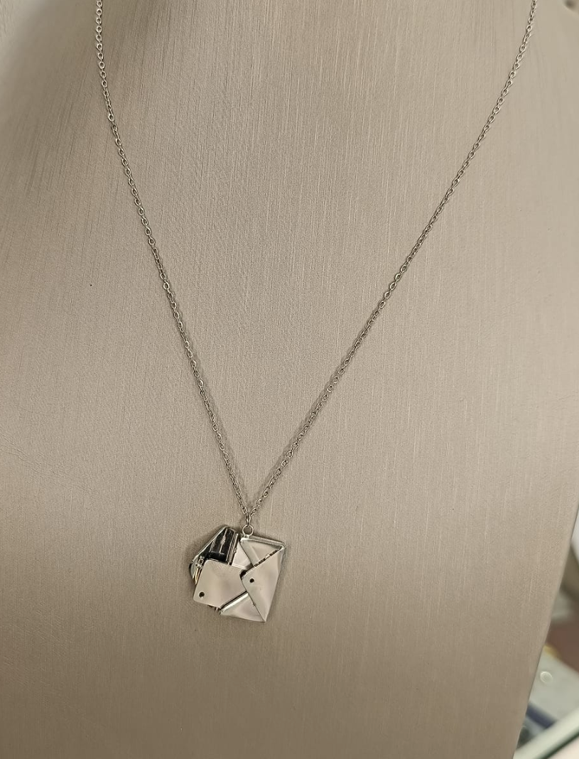 COLLANA "LETTERA DELL'AMORE" PERSONALIZZABILE IN ACCIAIO