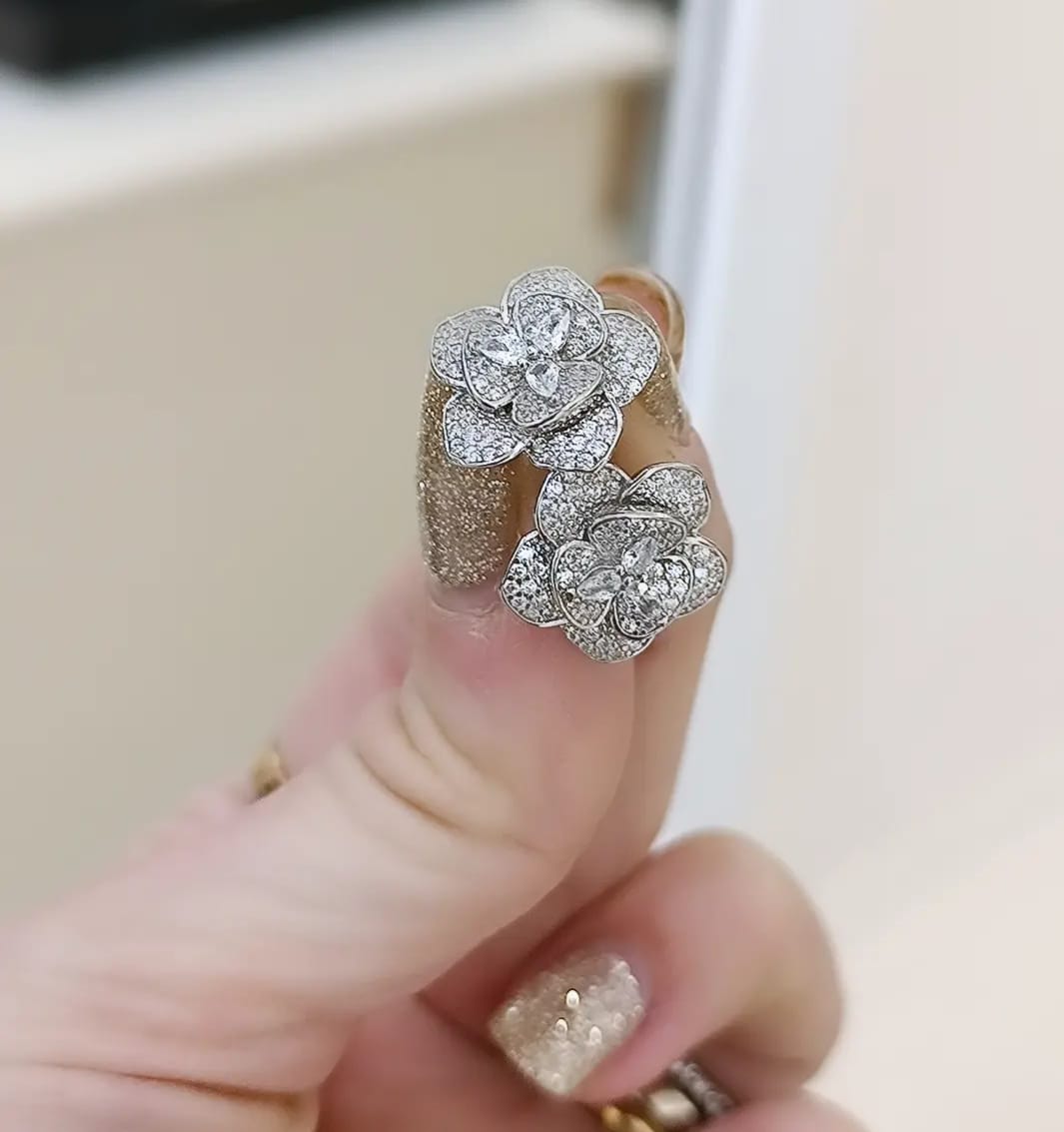 ORECCHINI A FIORE ARGENTO 925%