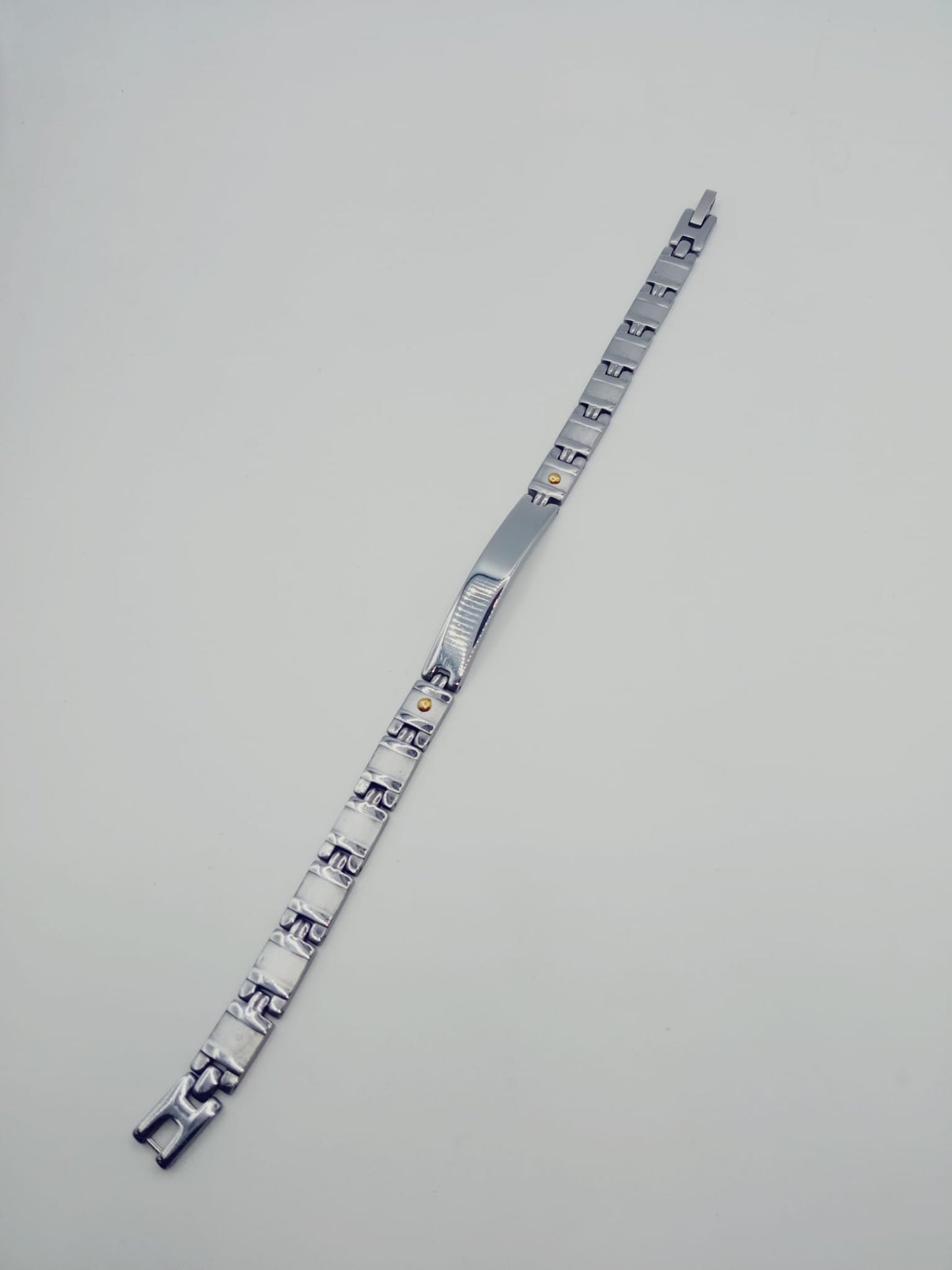 BRACCIALE IN ACCIAO