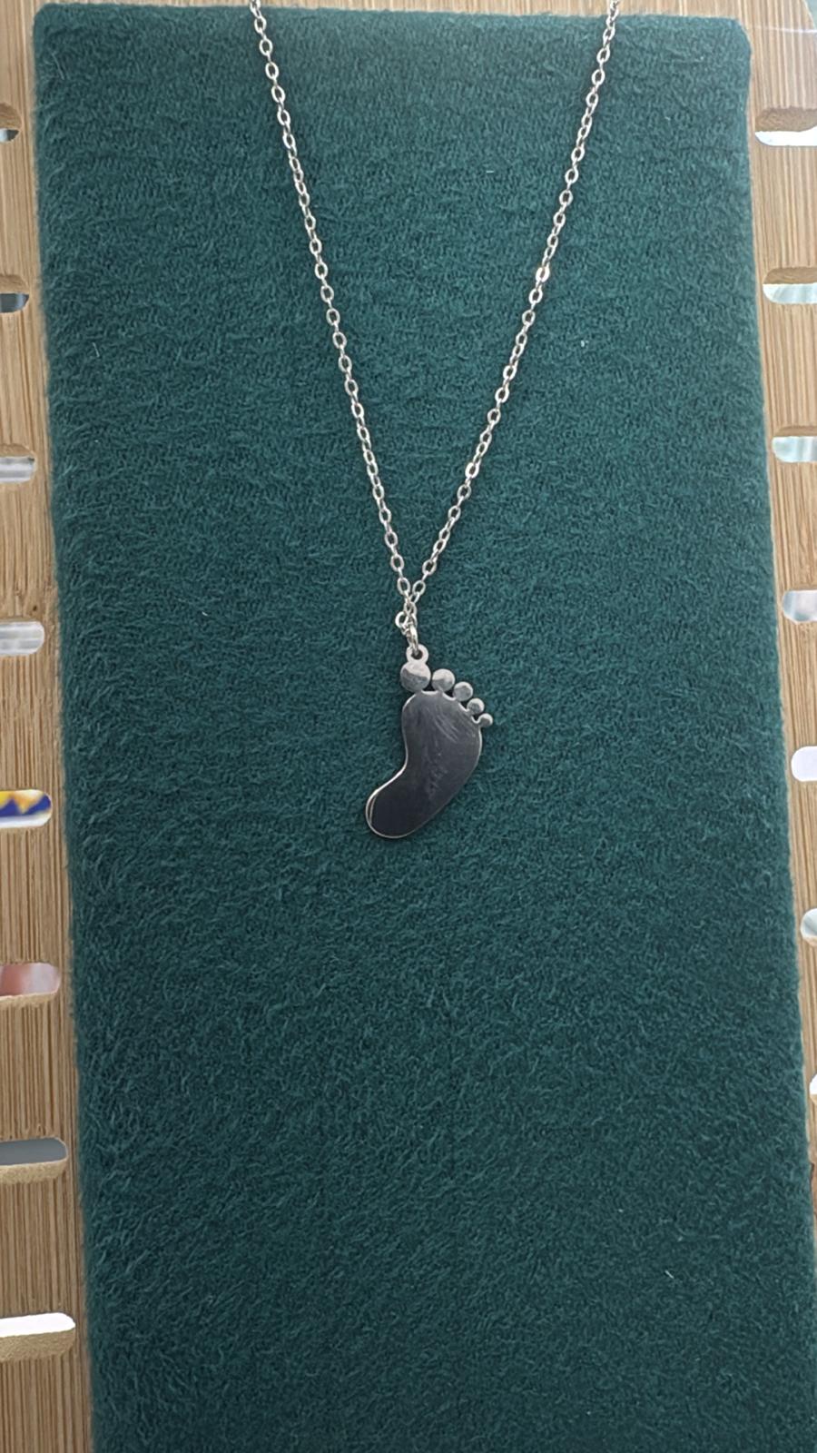 Collan Piedino - collana con ciondolo - Joiè Clor