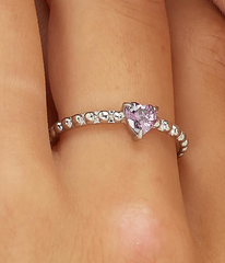 Anello regolabile in acciaio con pietra lilla