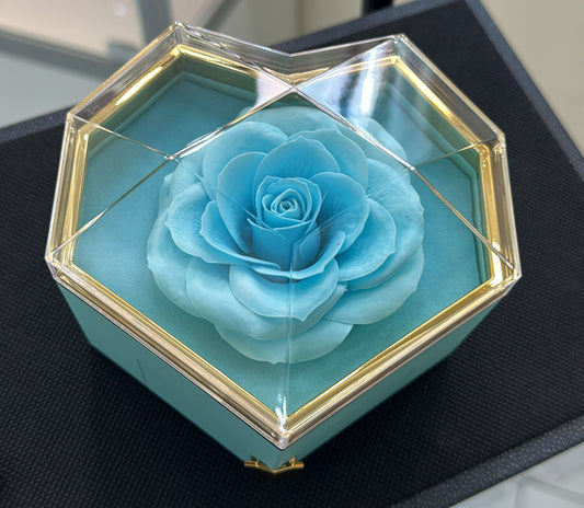 SCATOLA A FORMA DI CUORE CON ROSA
