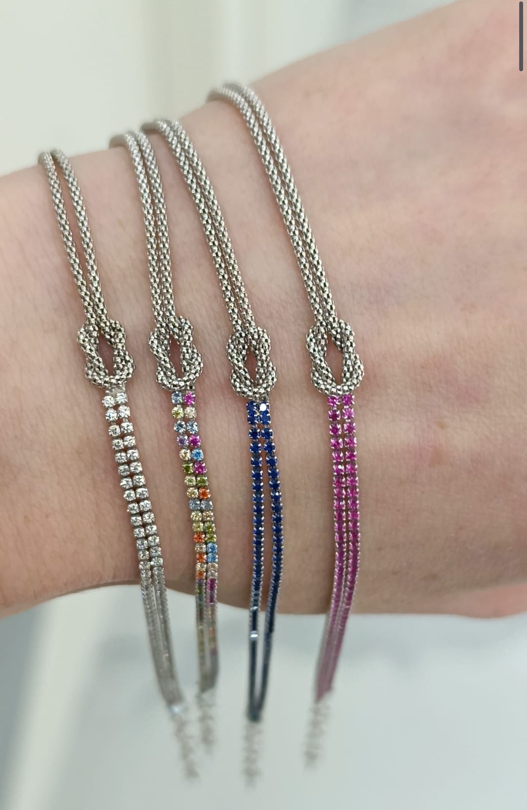 BRACCIALE A NODO CON ZIRCONI ARGENTO 925%