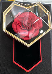 SCATOLA A FORMA DI CUORE CON ROSA