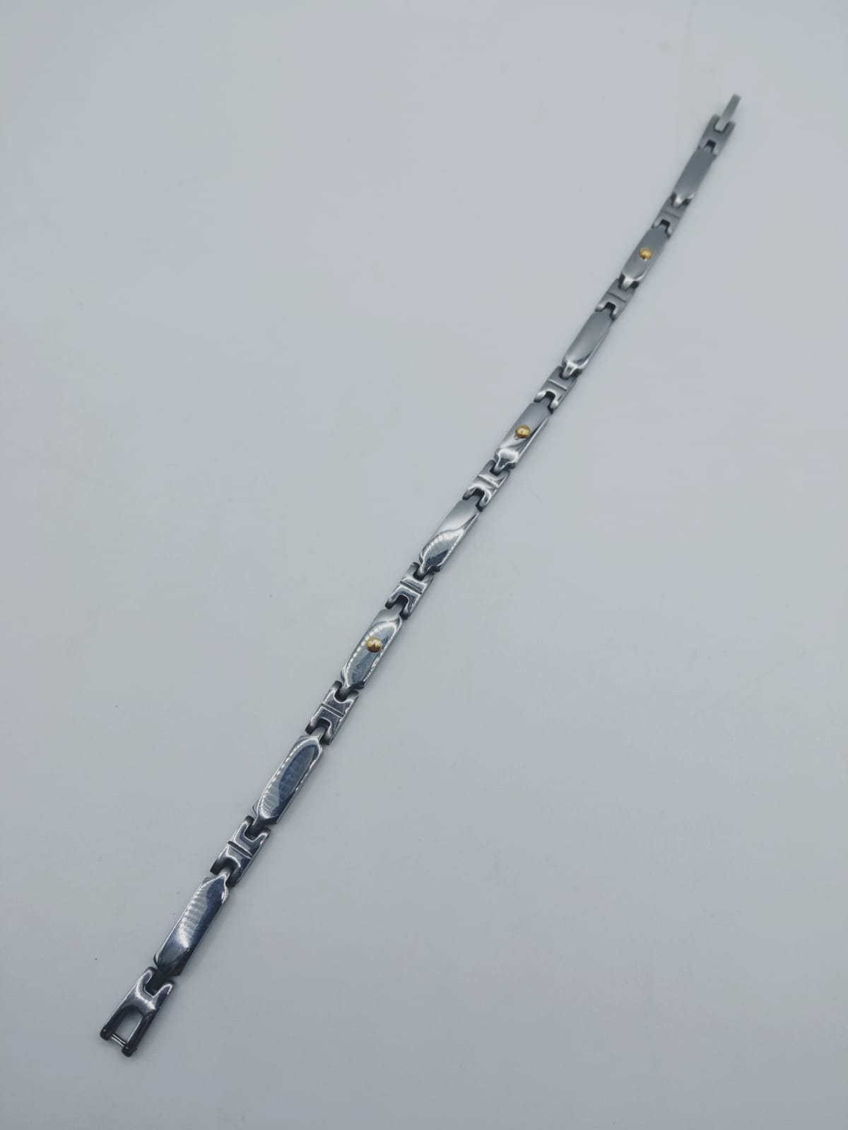 BRACCIALE IN ACCIAIO