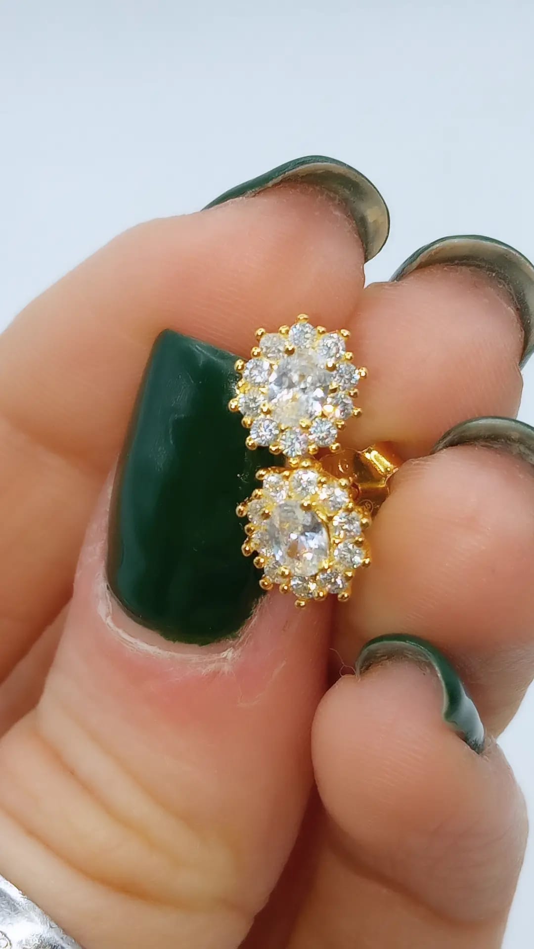 ORECCHINI SMALL DIANA ARGENTO 925%