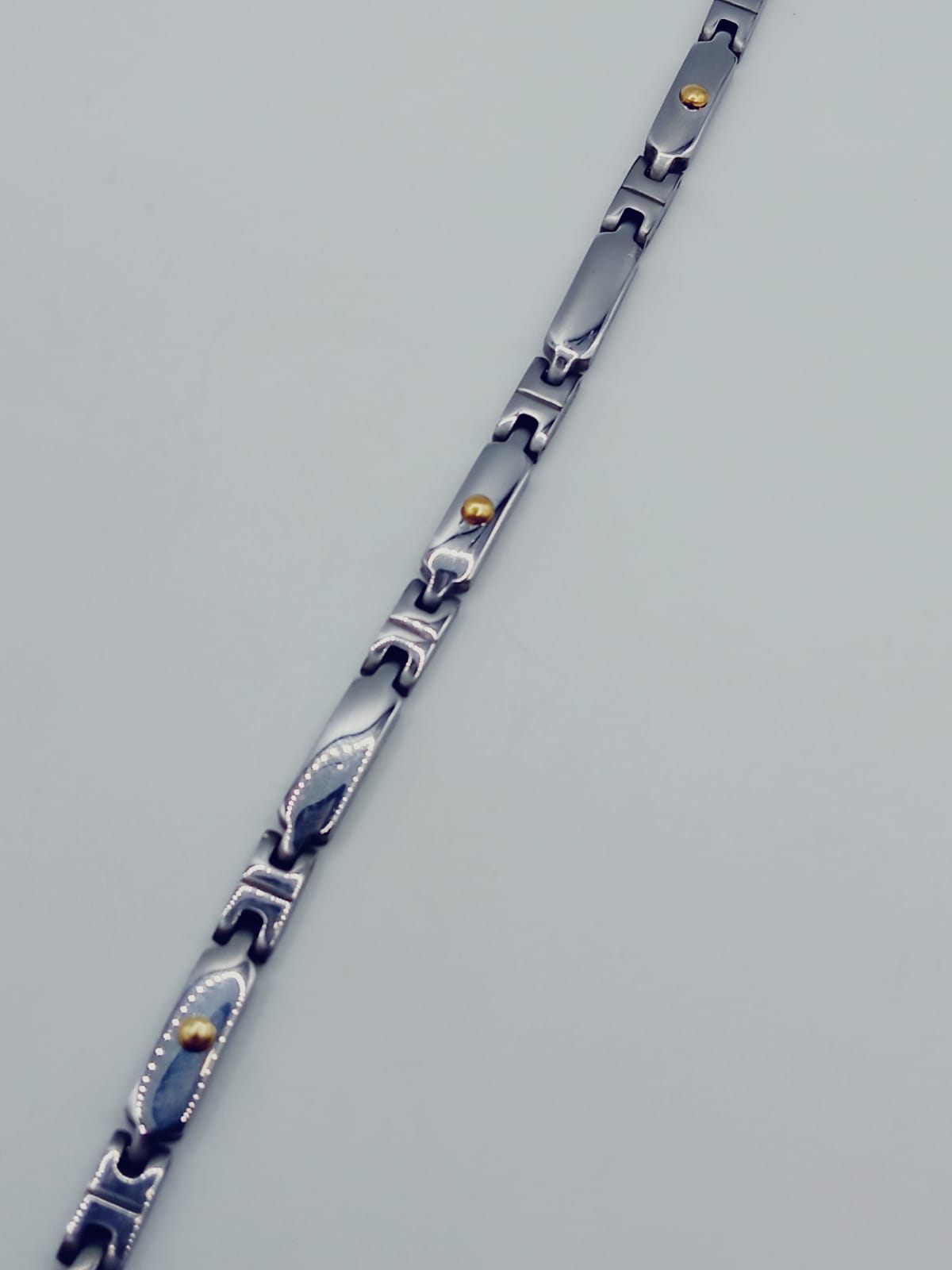 BRACCIALE IN ACCIAIO