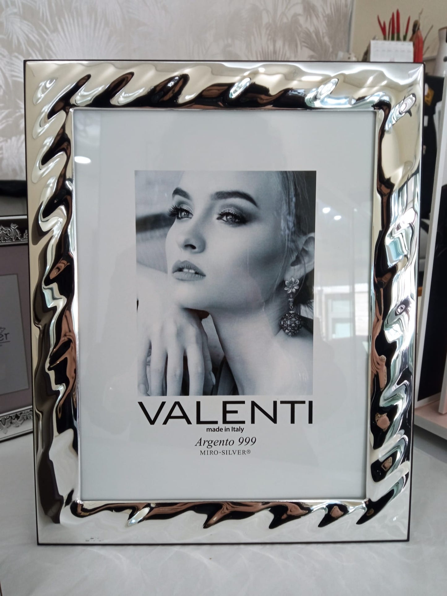 CORNICI VALENTI