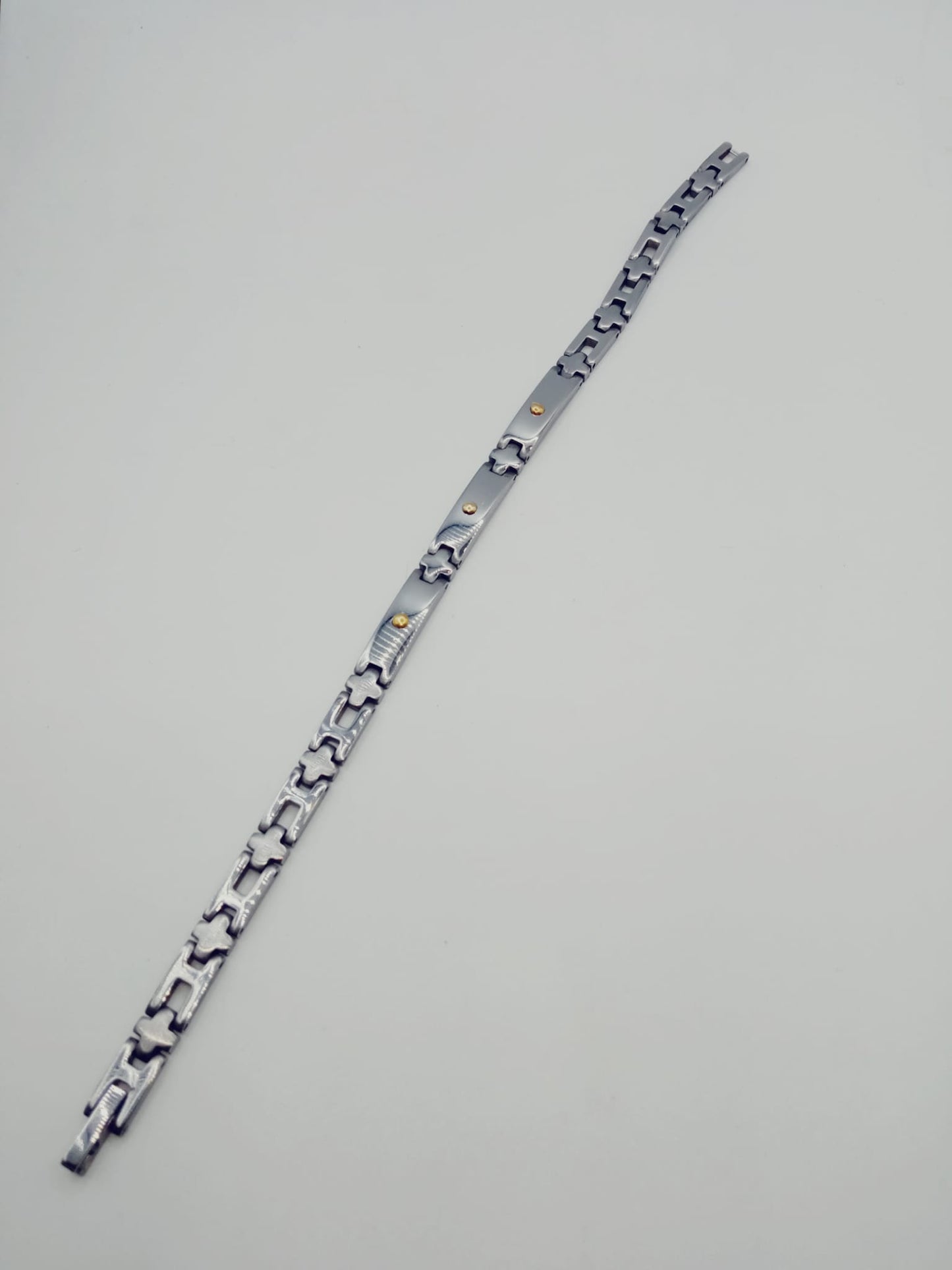 BRACCIALE IN ACCIAIO