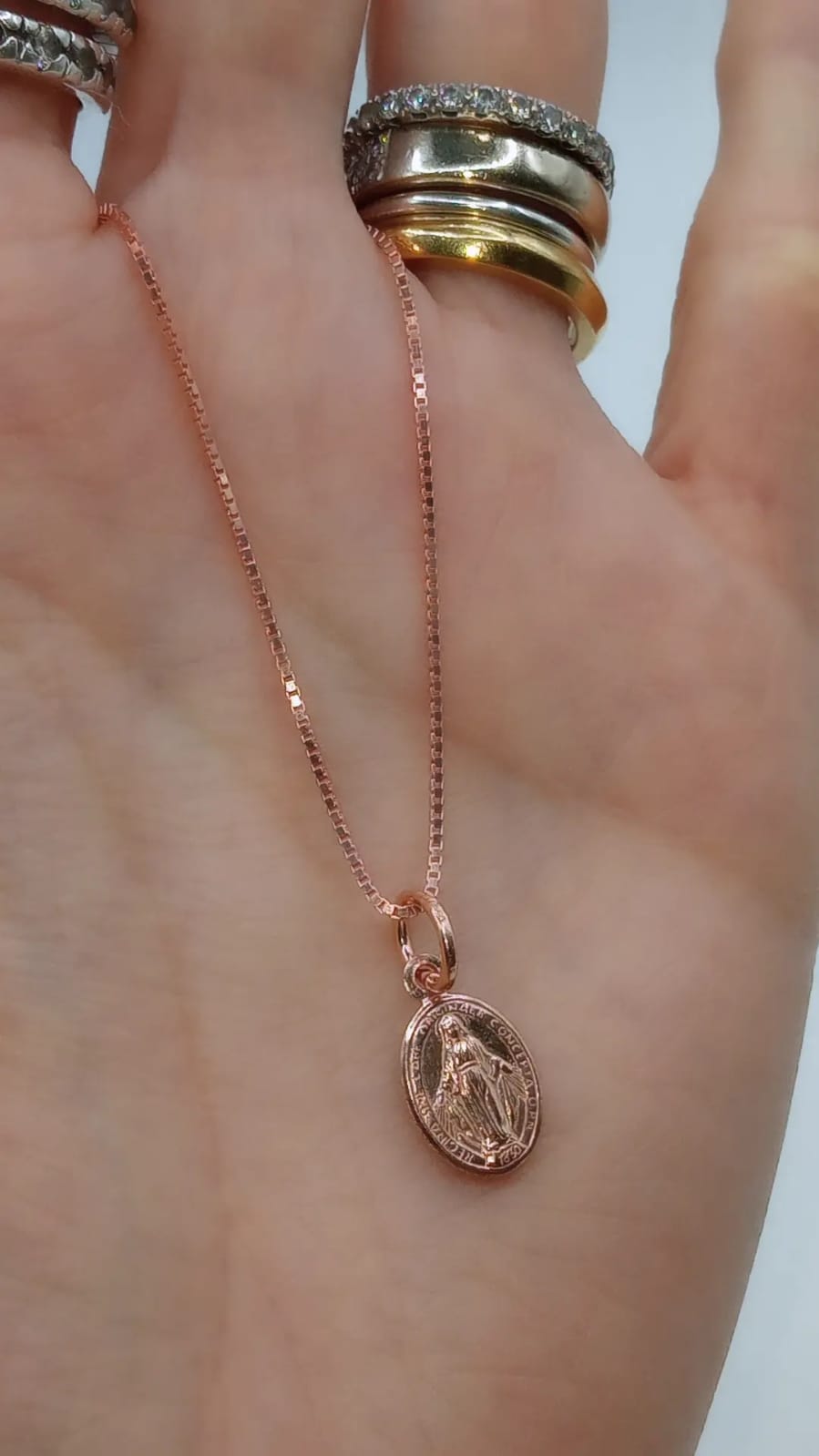 COLLANINA CON CIONDOLO MADONNINA IN ARGENTO 925%