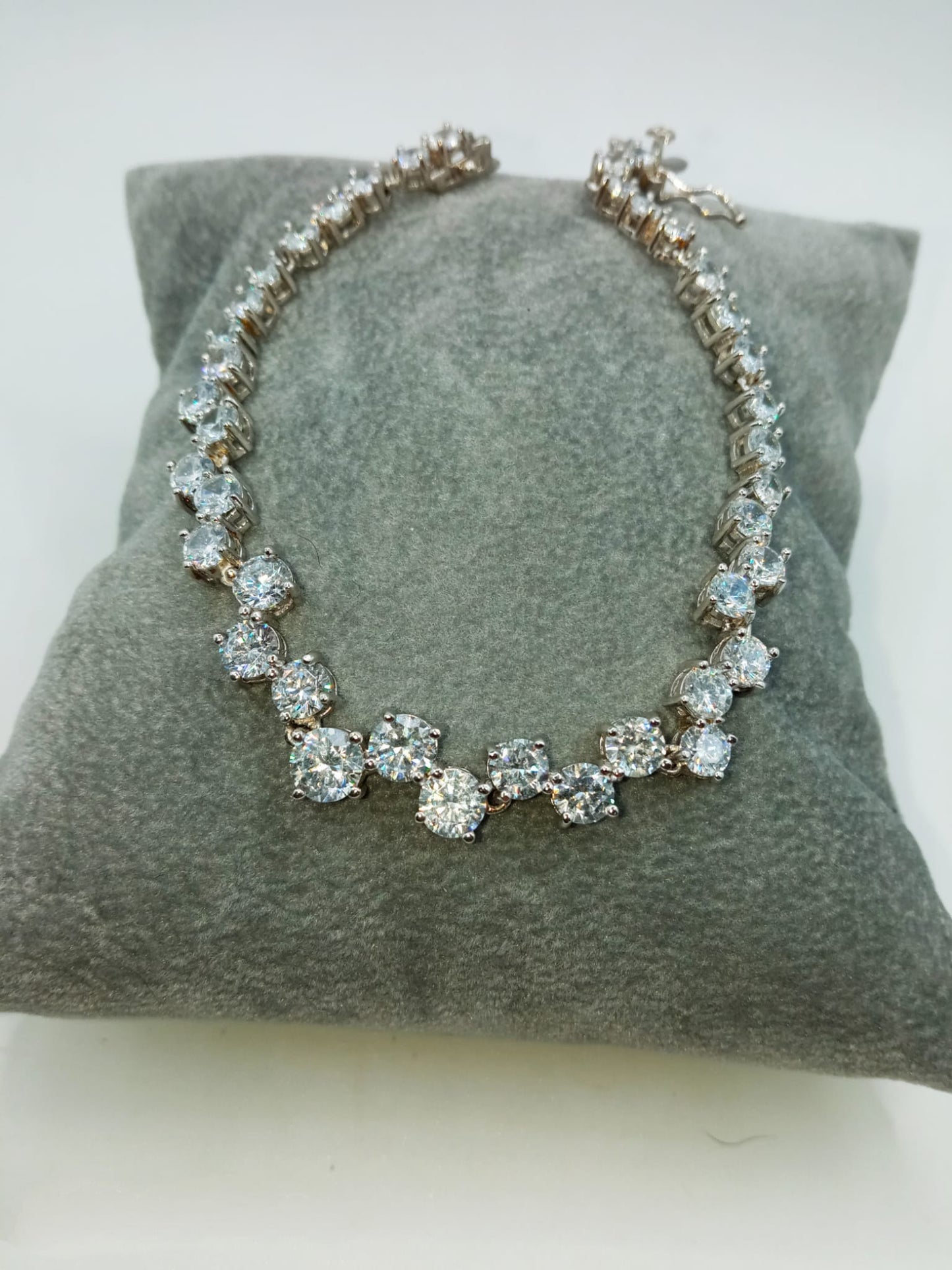 COLLIER E BRACCIALE MILEDY ARGENTO 925%