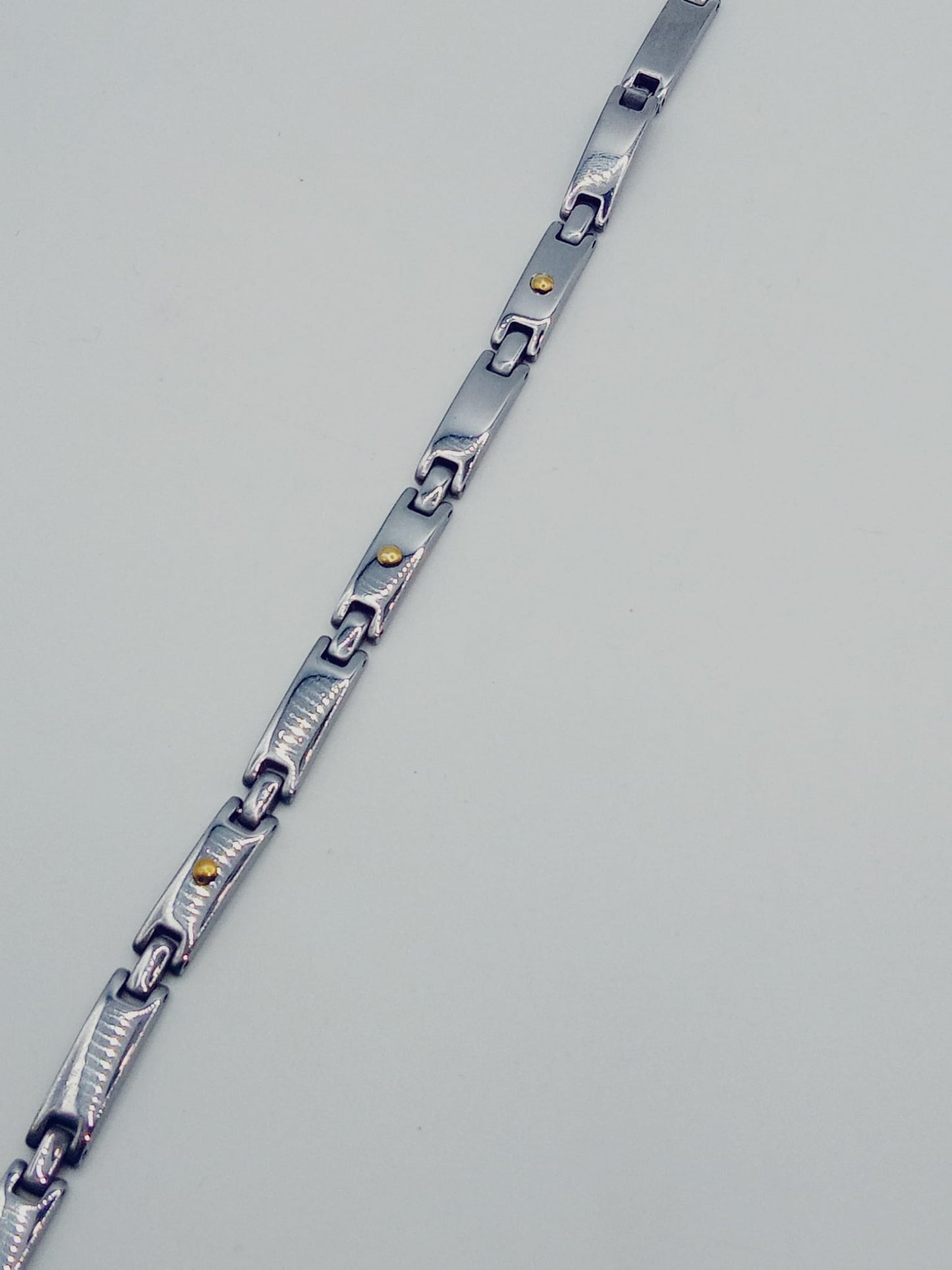 BRACCIALE IN ACCIAIO