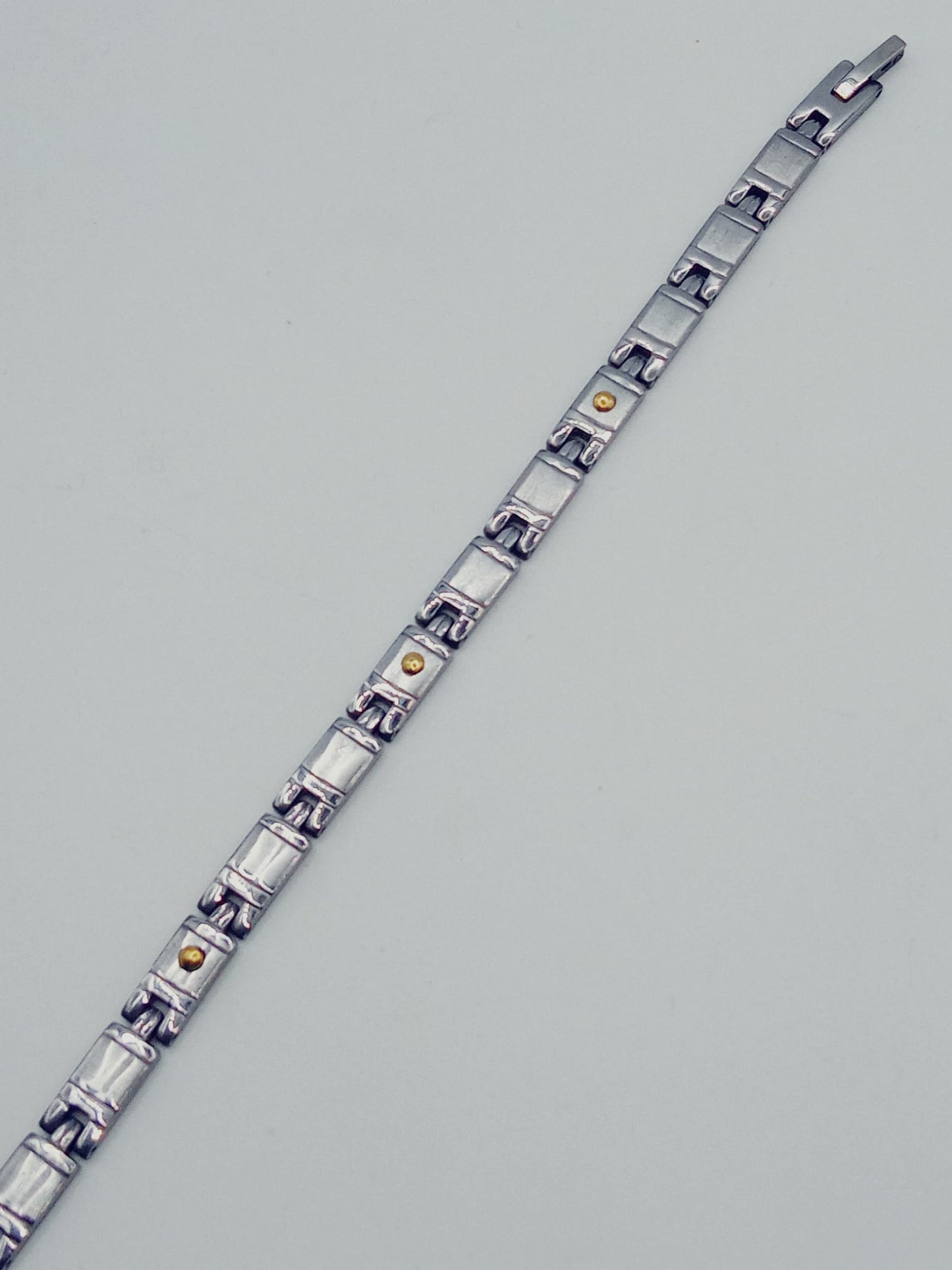 BRACCIALE IN ACCIAIO